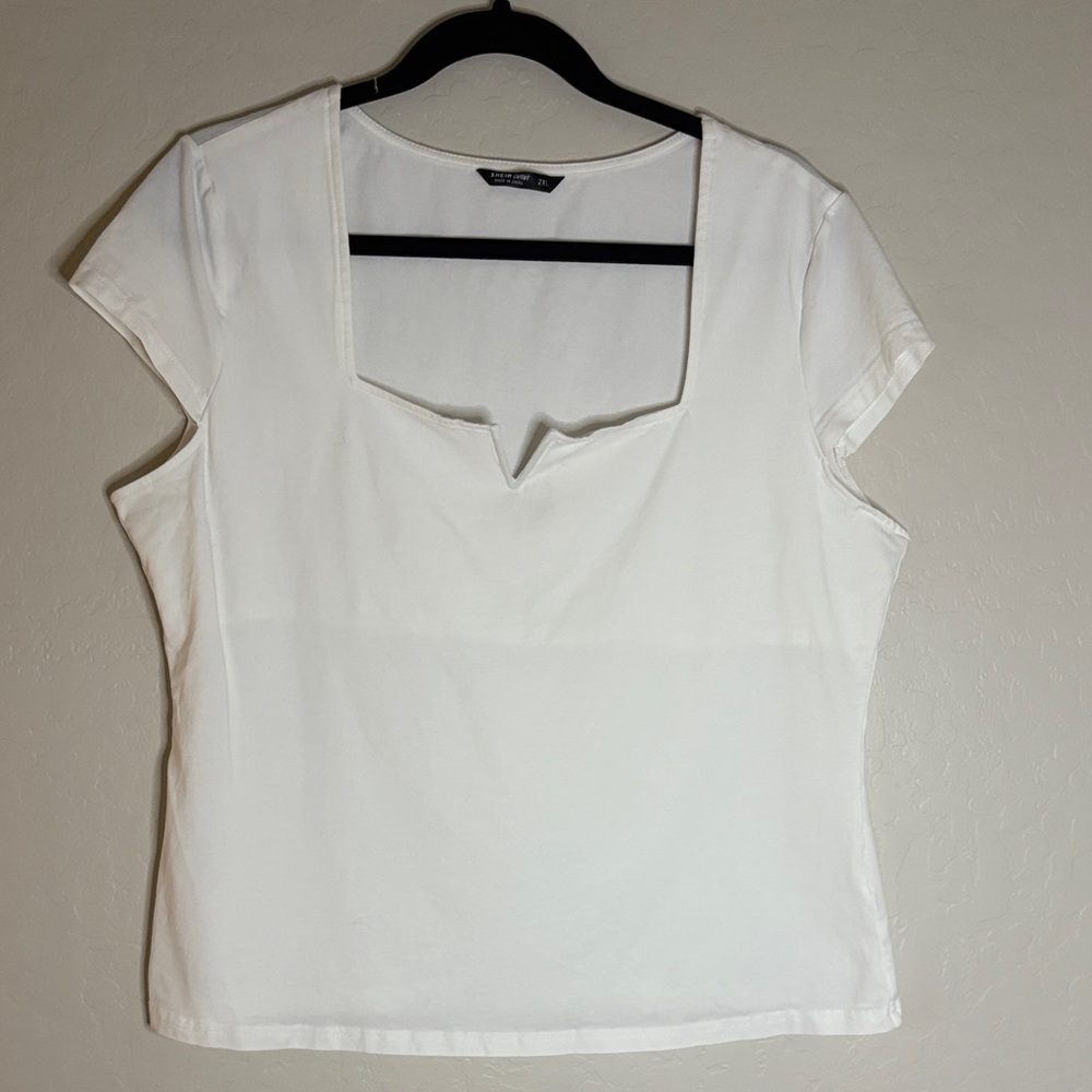 White Women's Cropped SHEIN Curve Top
